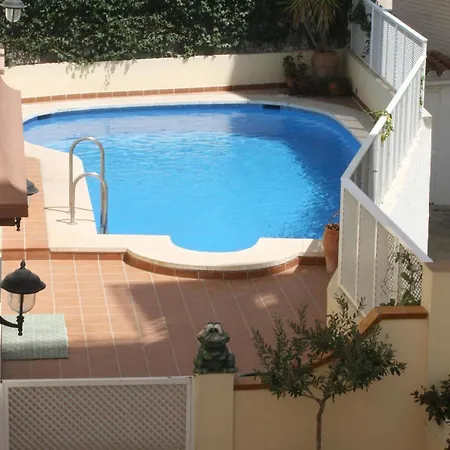 Latin Apartmanhotel 3*