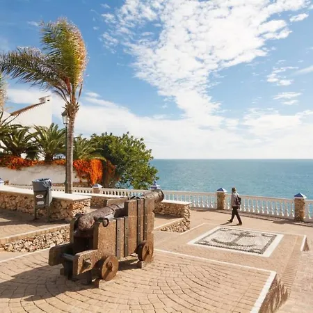 Latin Aparthotel 3*