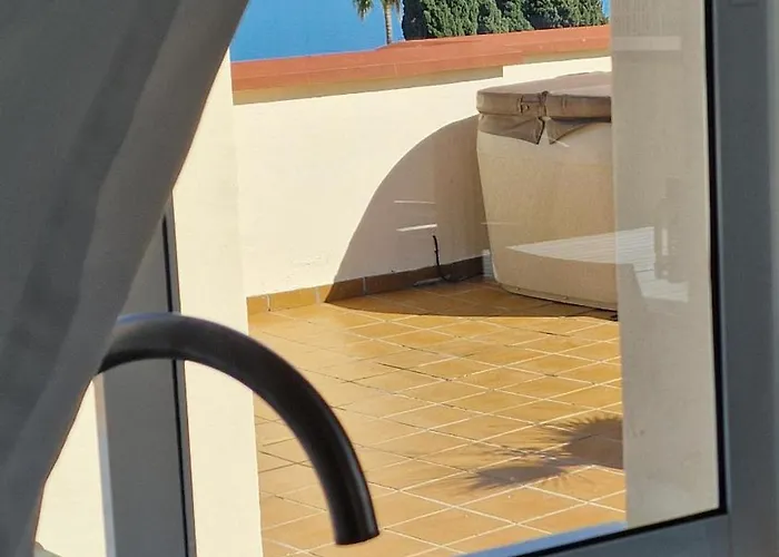 Latin Apartahotel Nerja